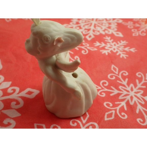 Ceramic Kissing Angel Figurine Ornament White Vintage Christmas Light Luminary - Picture 1 of 10